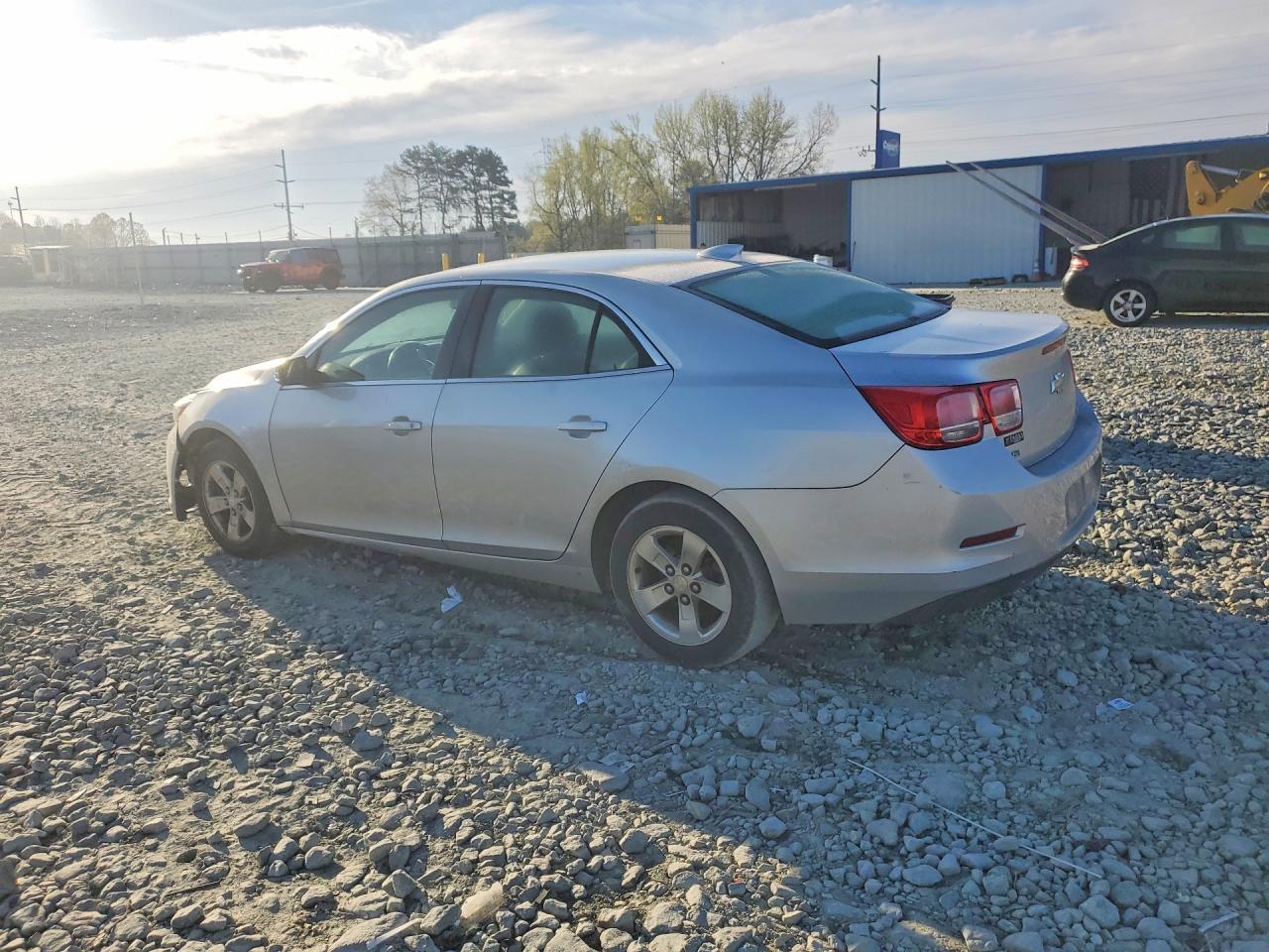 2016 Chevrolet Malibu Limited Lt - Image 2