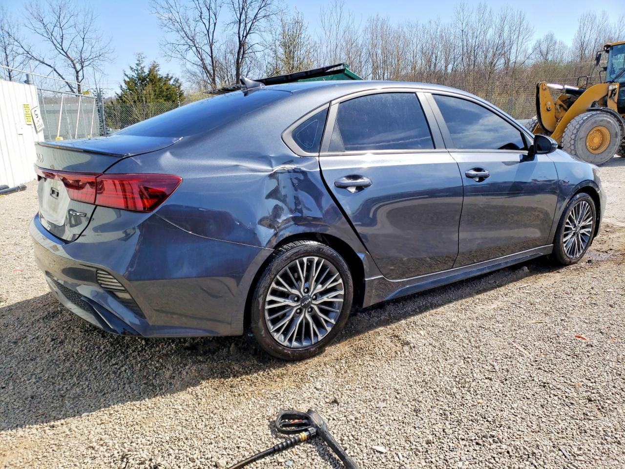2023 Kia Forte Gt-Line - Фото 3