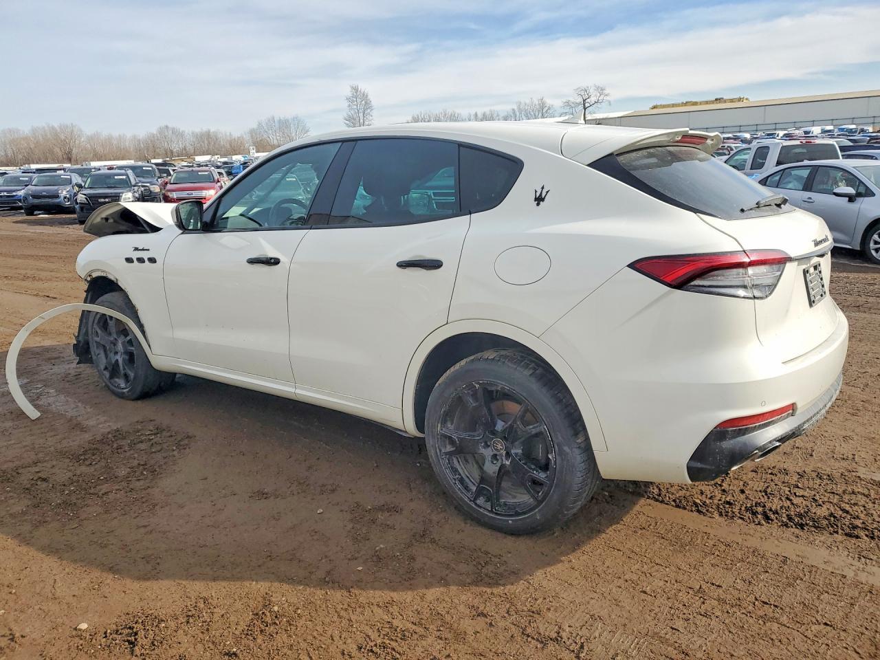 2023 Maserati Levante Modena - Фото 2