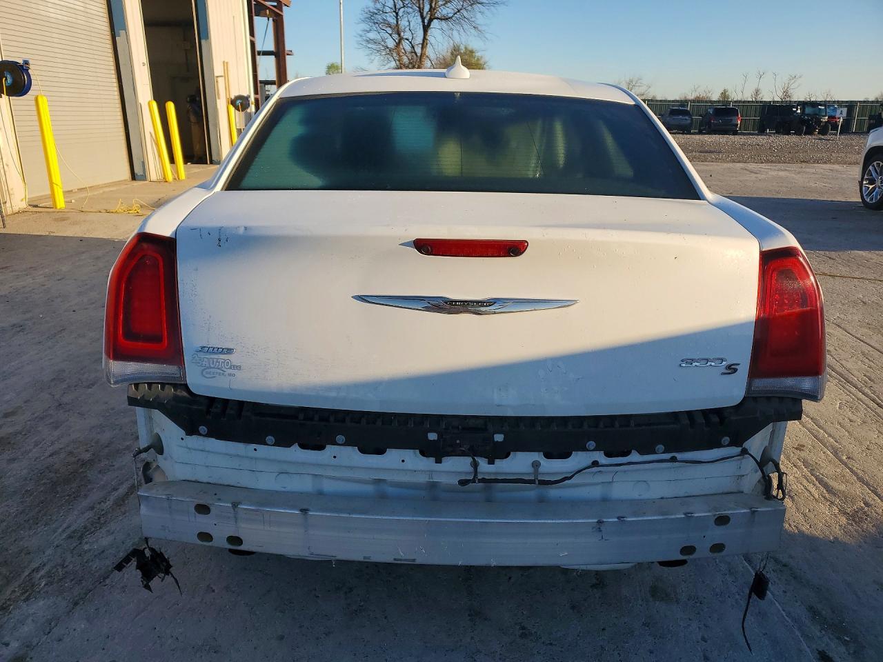 2019 Chrysler 300 S - Фото 6