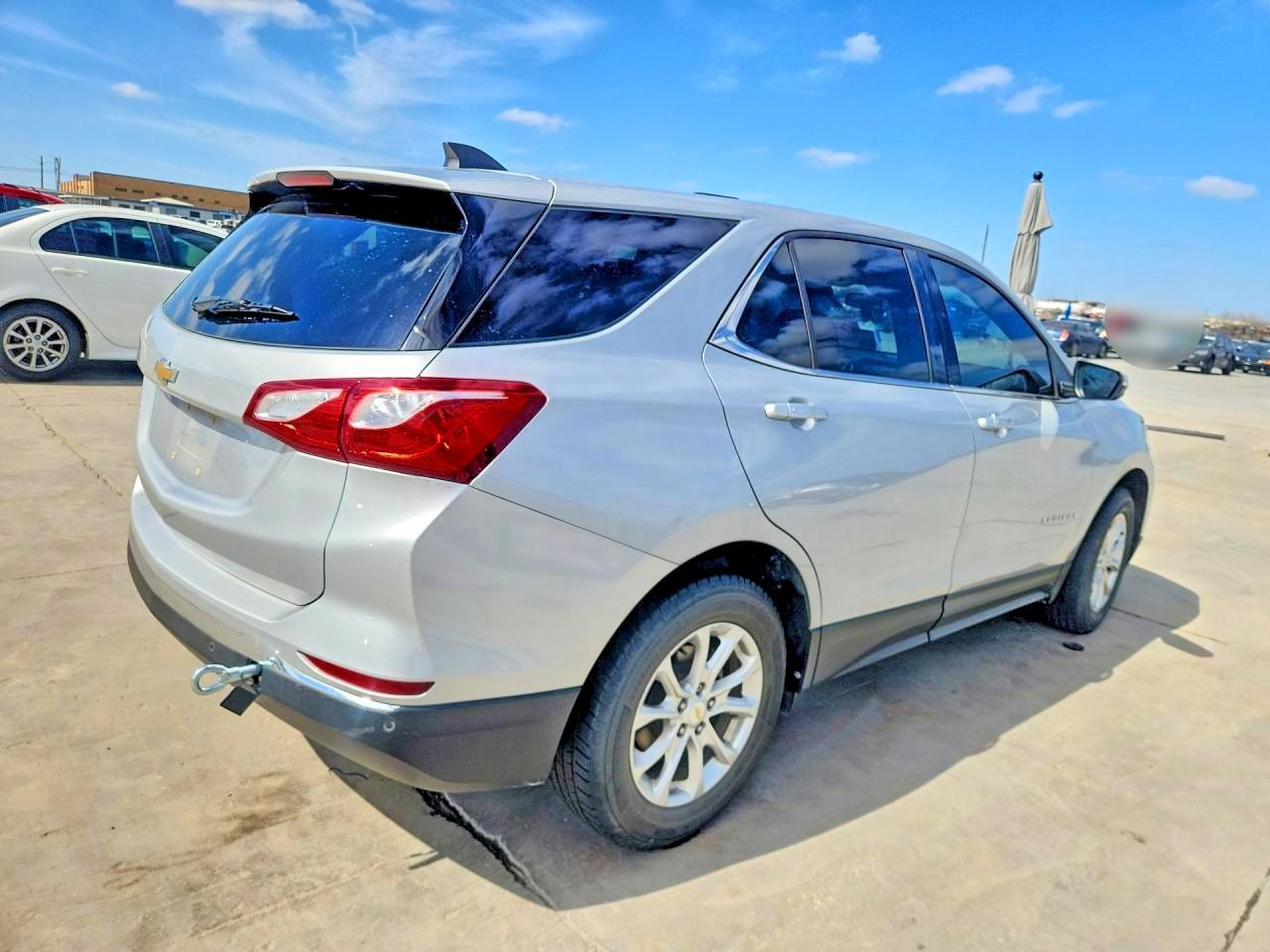 2018 Chevrolet Equinox Lt - Image 3