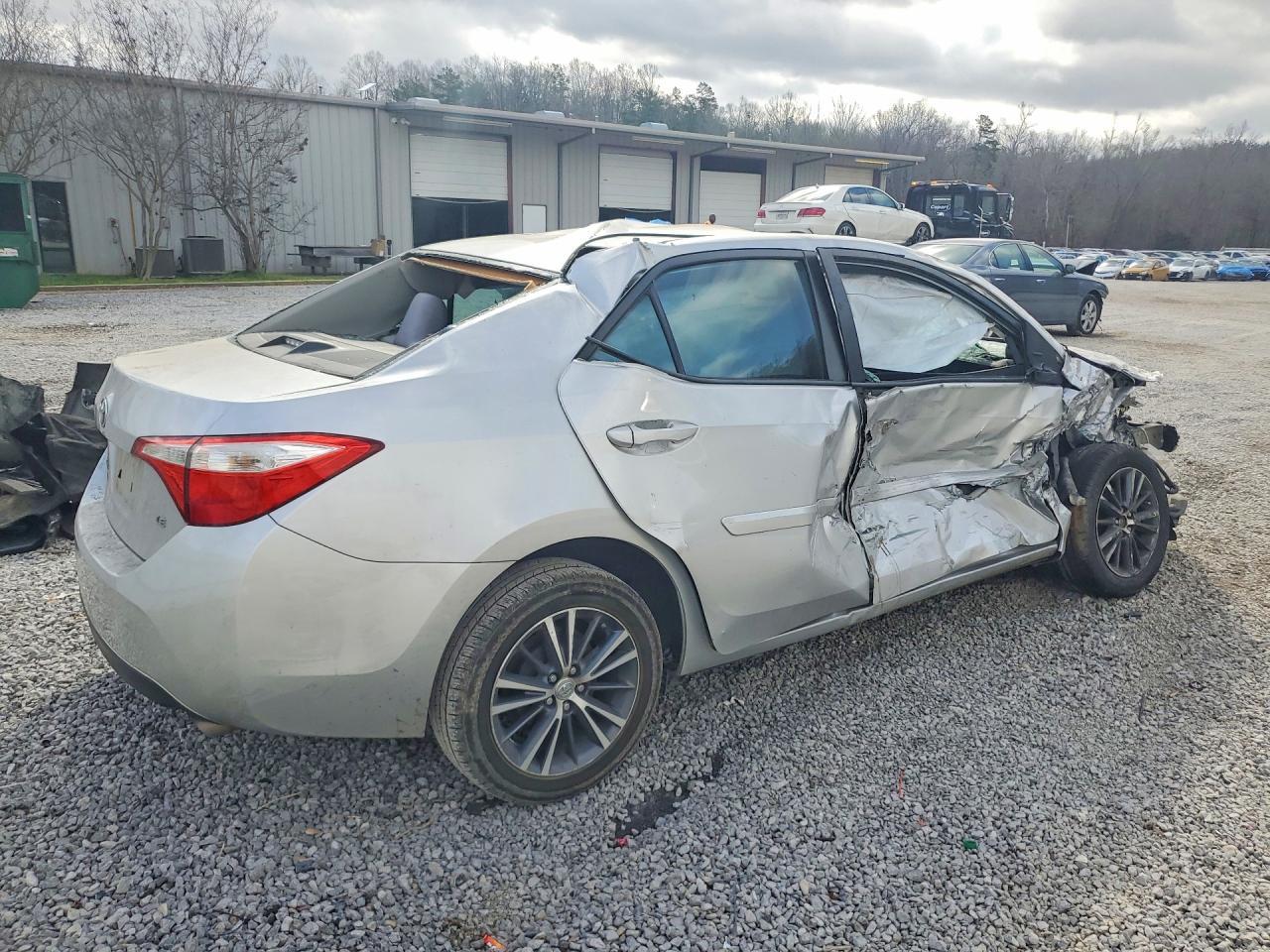 2016 Toyota Corolla Le Plus - Фото 3