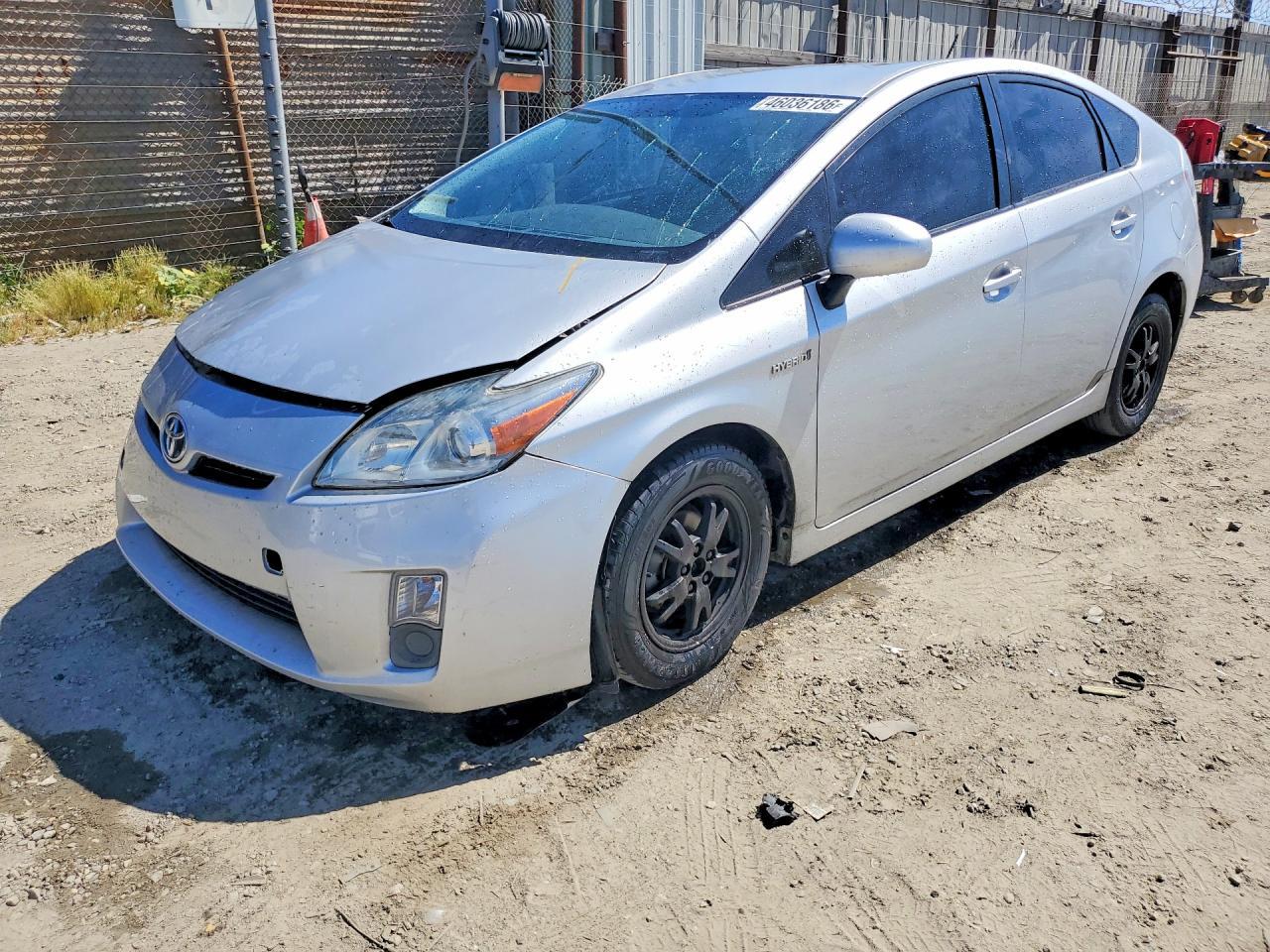 2014 Toyota Prius Two