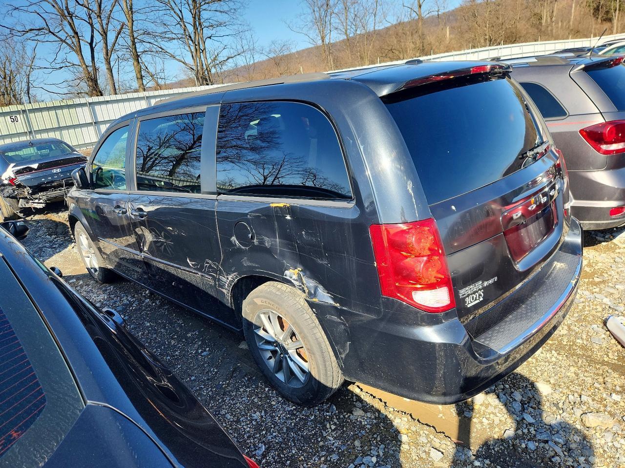 2014 Dodge Grand Caravan R - Фото 2