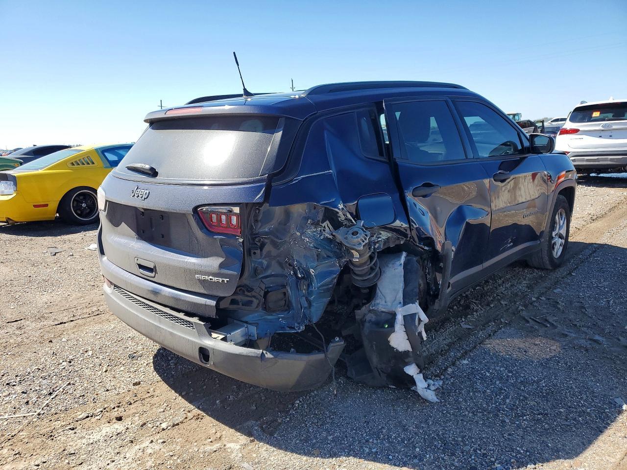 2018 Jeep Compass Sport - Фото 3