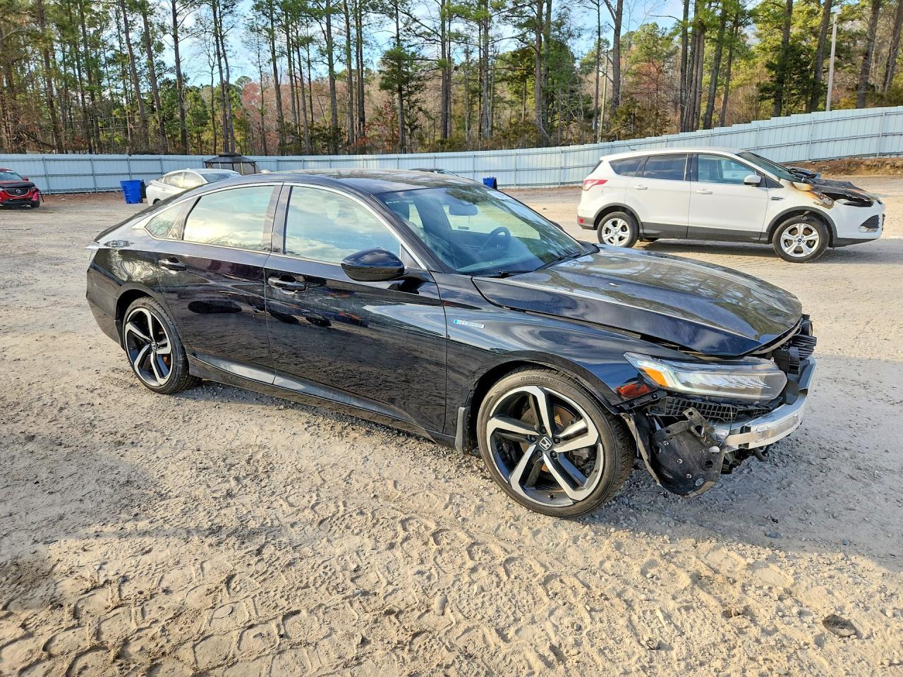 2022 Honda Accord Hybrid Sport - Image 4