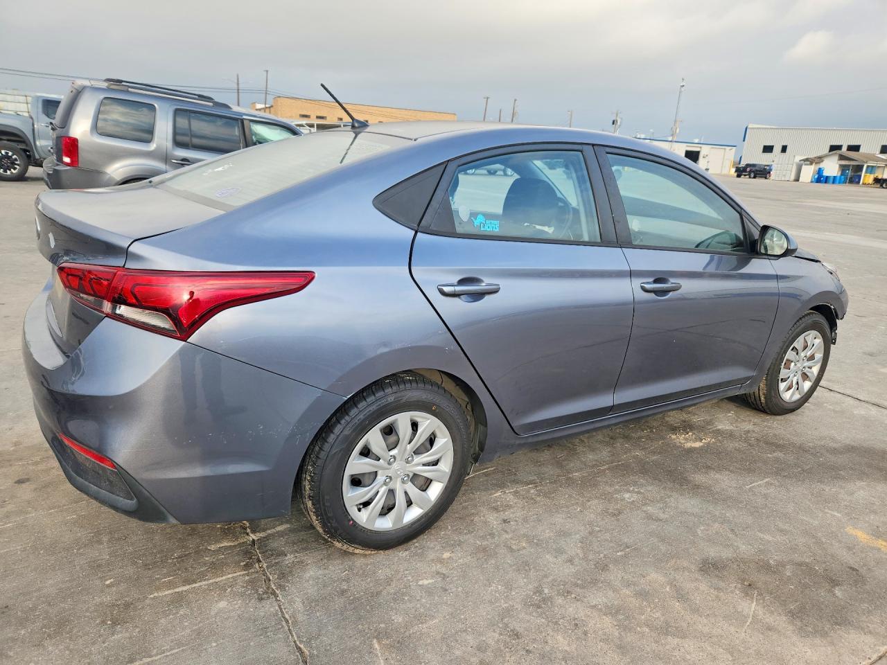 2018 Hyundai Accent - Фото 3