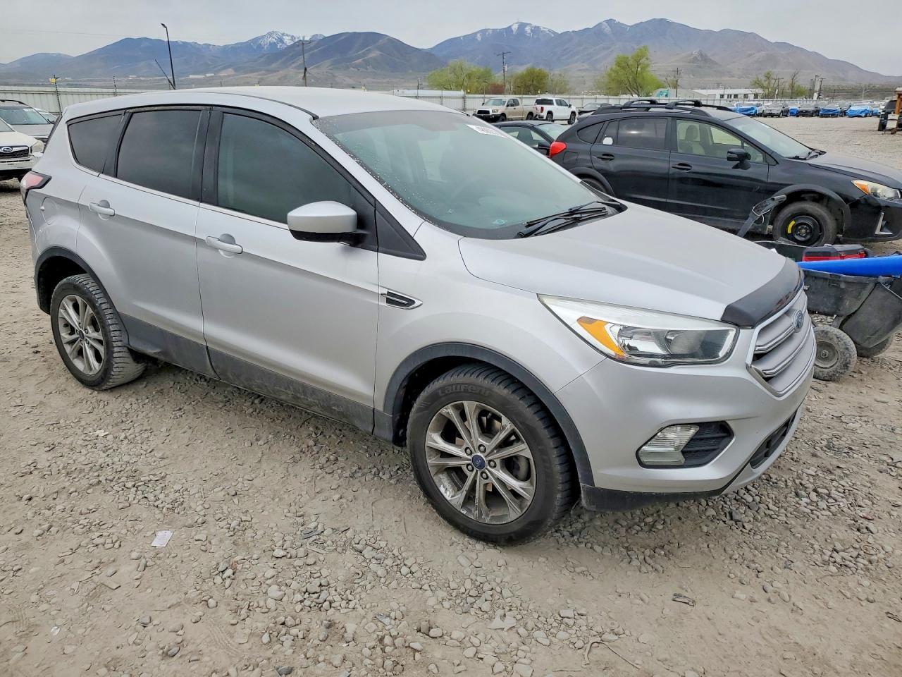 2017 Ford Escape Se - Image 4