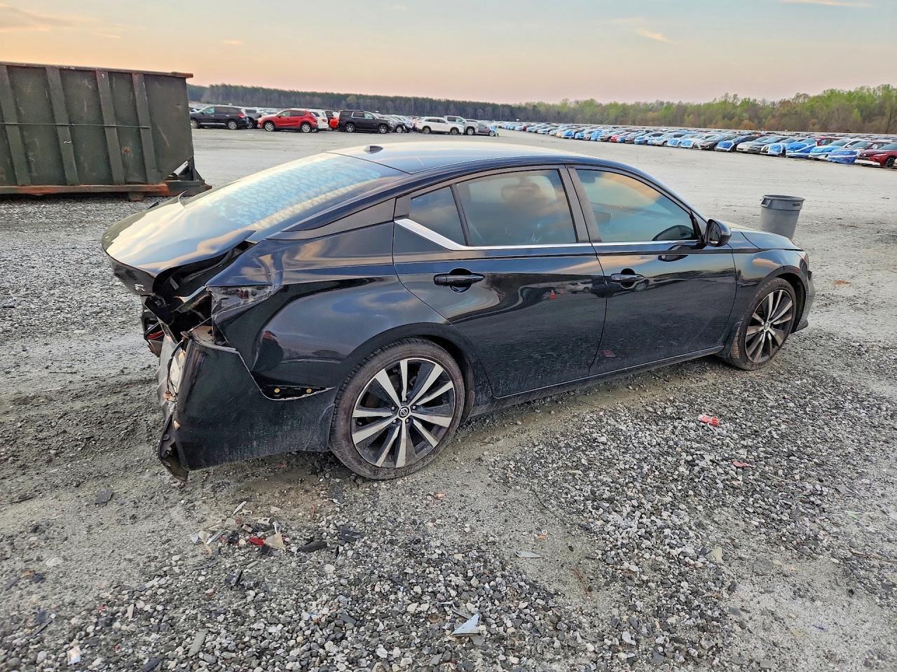 2019 Nissan Altima 2.5 Sr - Фото 3