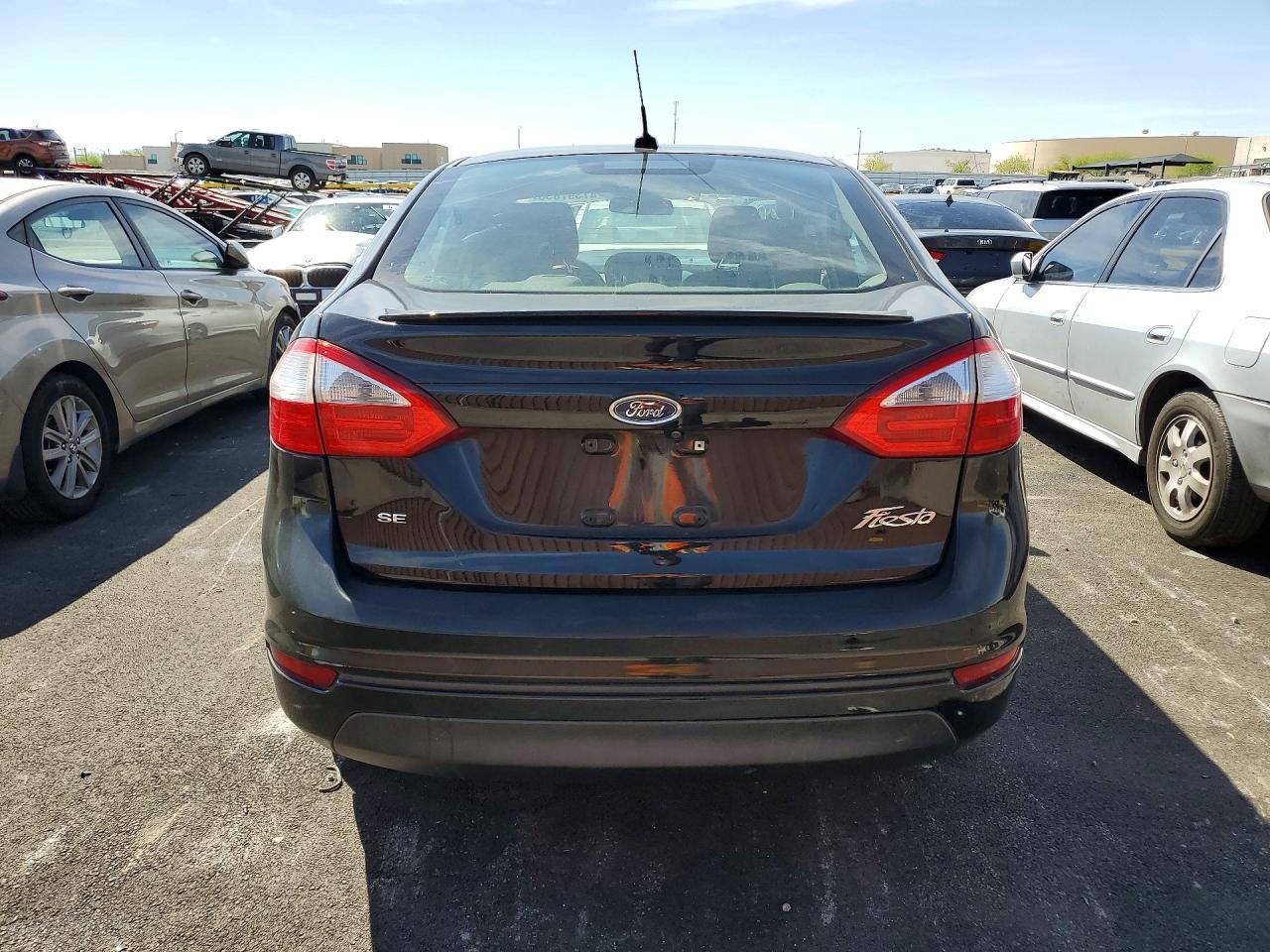 2019 Ford Fiesta Se - Фото 6