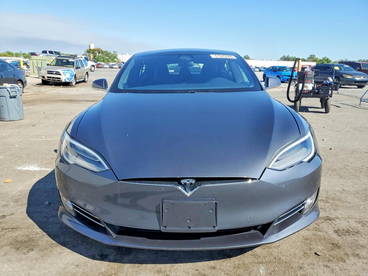 2020 Tesla Model S - Фото 5