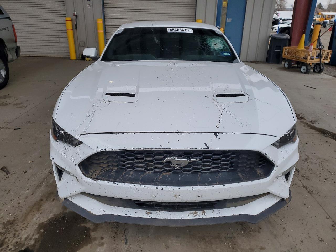 2018 Ford Mustang - Фото 5