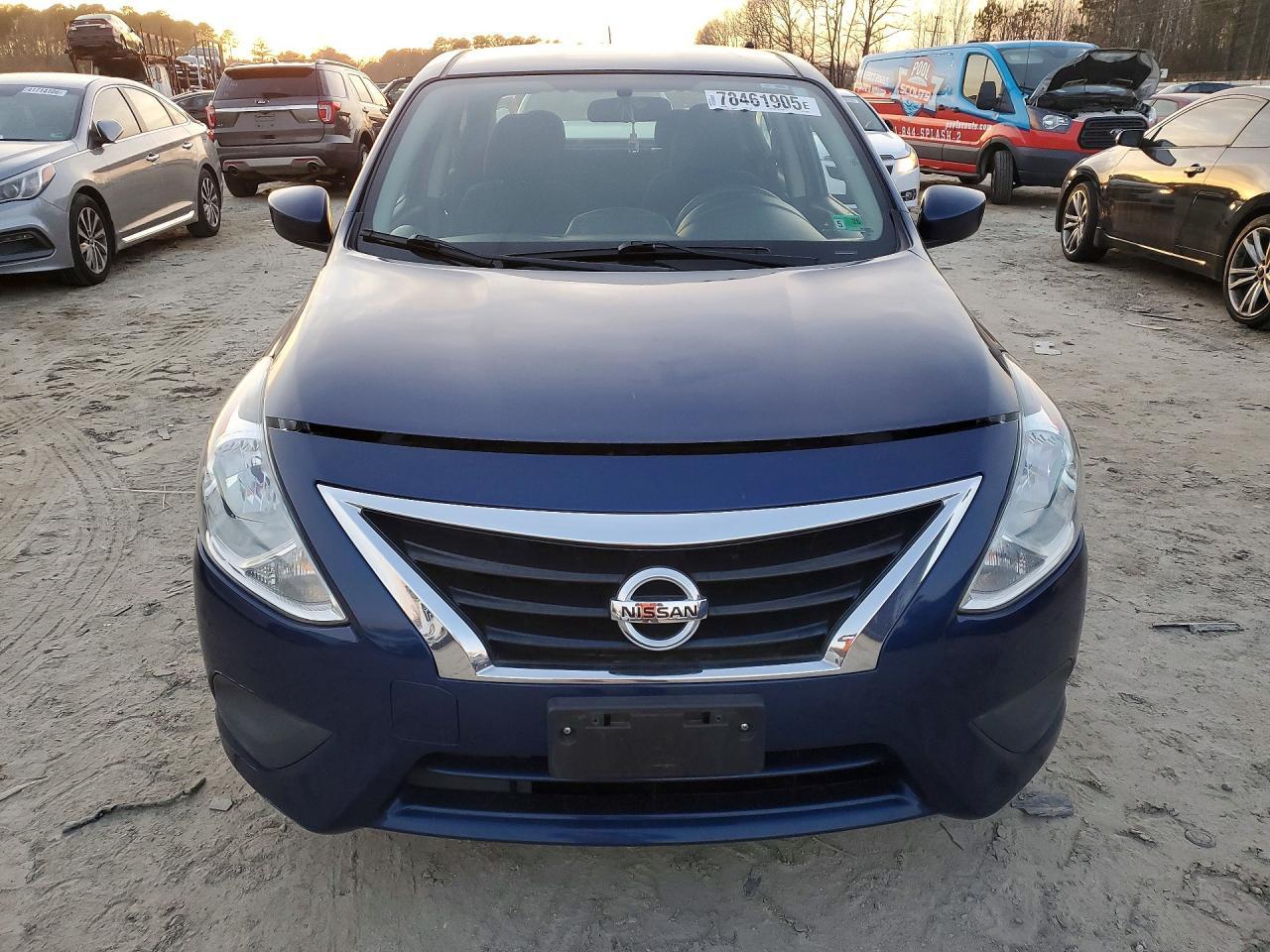 2018 Nissan Versa S - Image 5