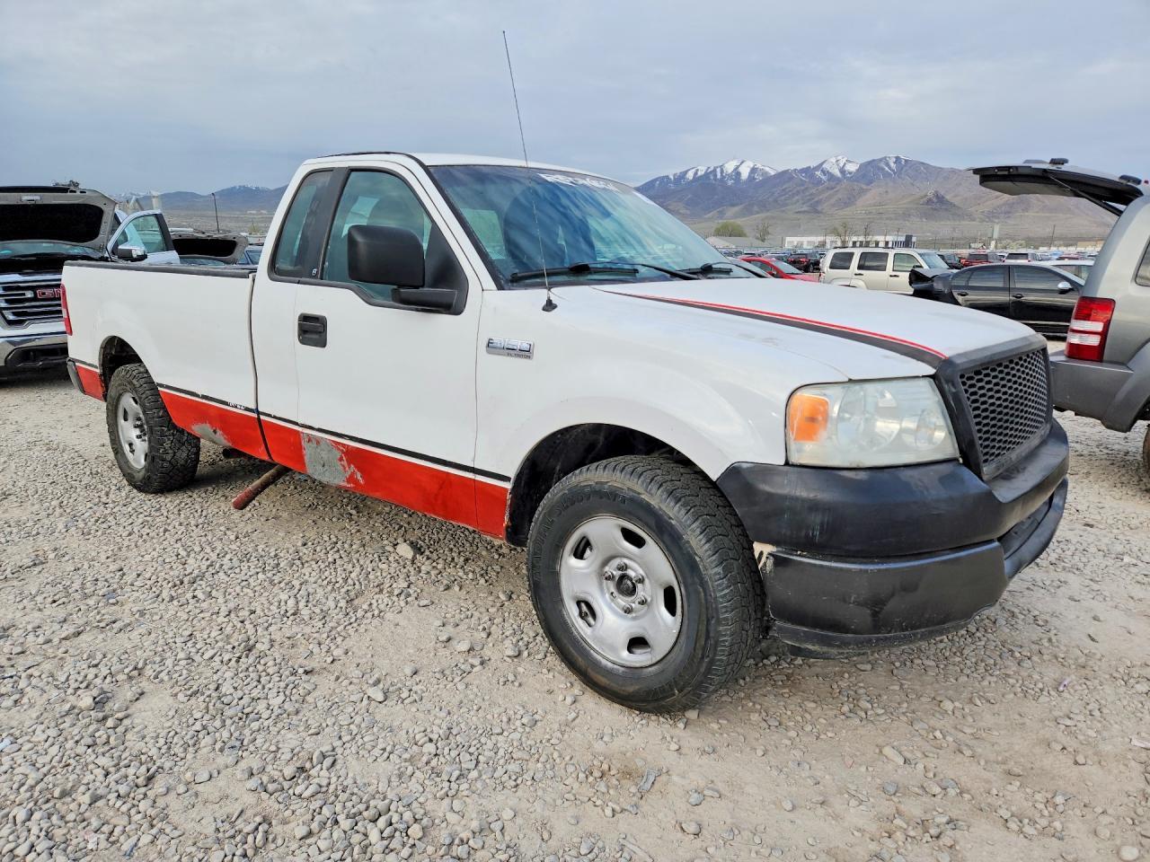 2005 Ford F150 - Image 4