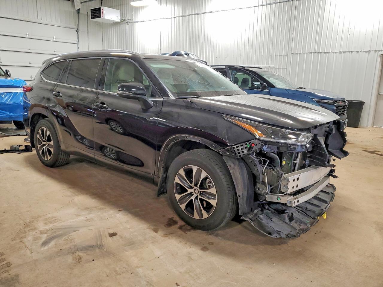2021 Toyota Highlander Xle - Фото 4