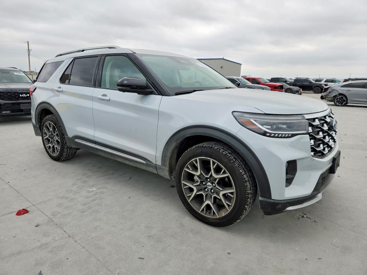 2025 Ford Explorer Platinum - Фото 4