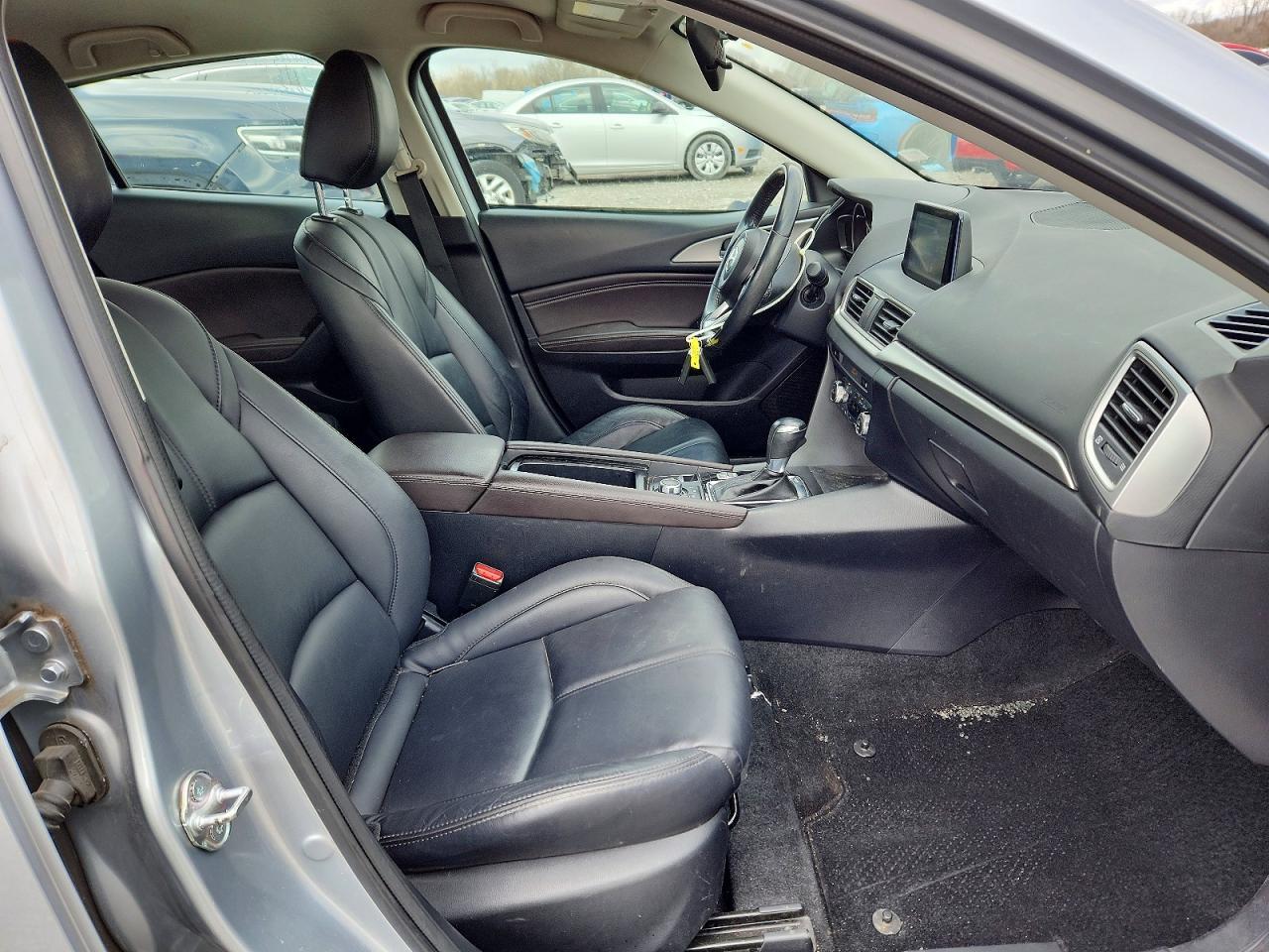 2018 Mazda 3 Touring - Фото 7