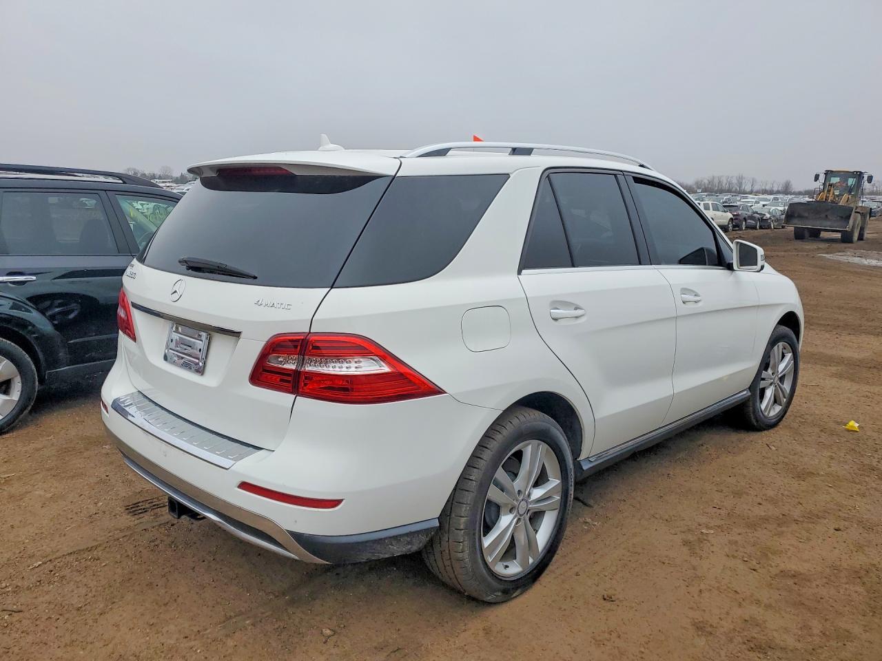 2014 Mercedes-Benz Ml 350 4Matic - Image 3