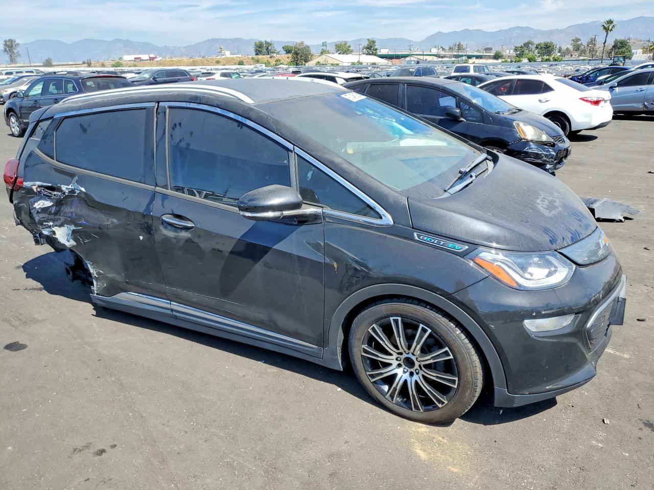 2017 Chevrolet Bolt Ev Premier - Image 4