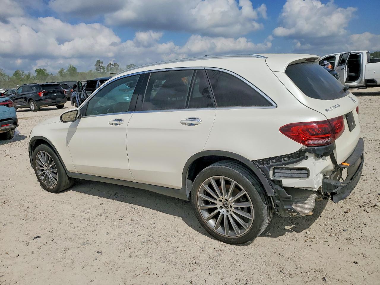 2022 Mercedes-Benz Glc 300 4Matic - Image 2