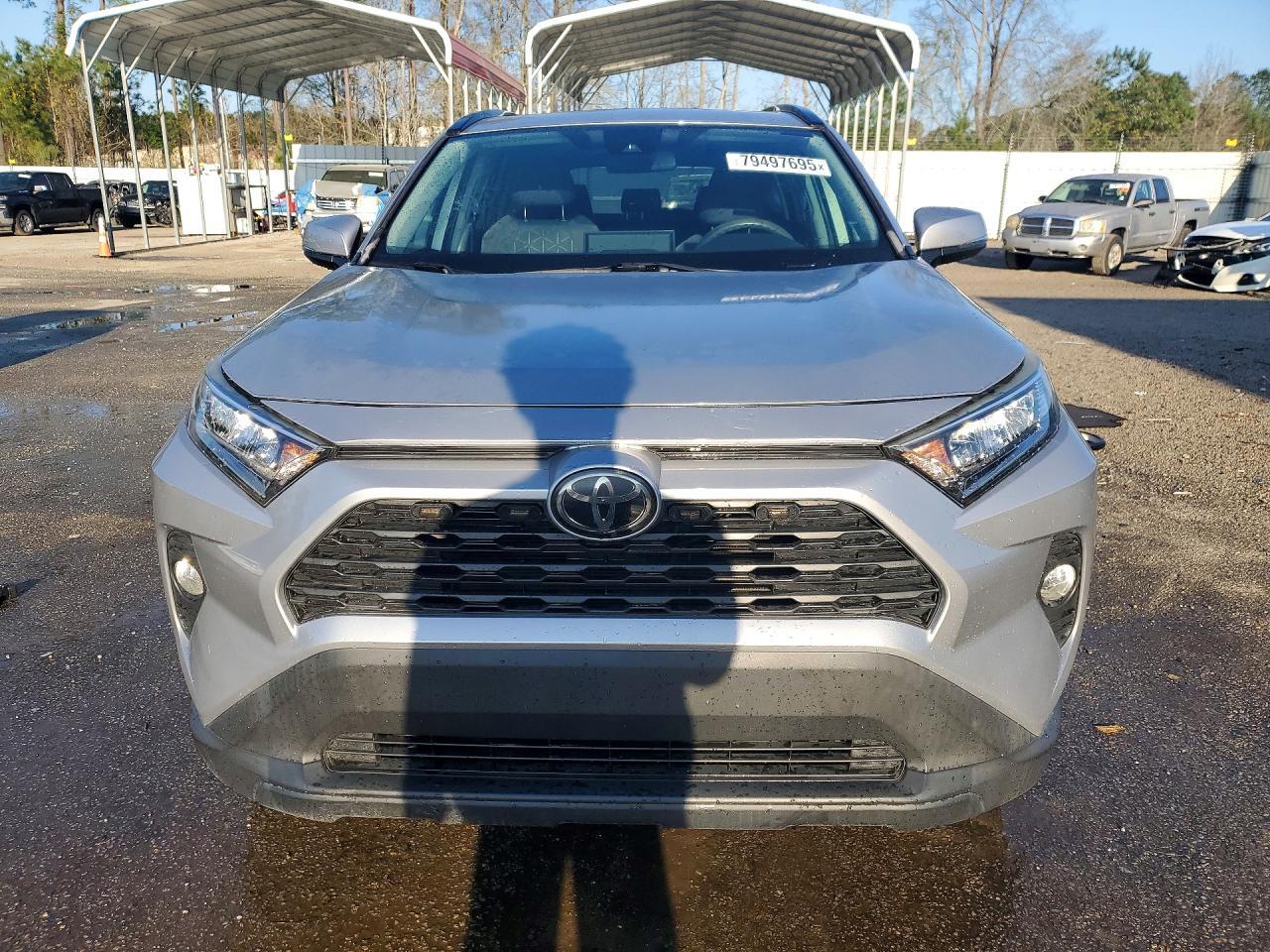 2019 Toyota Rav4 Xle - Image 5