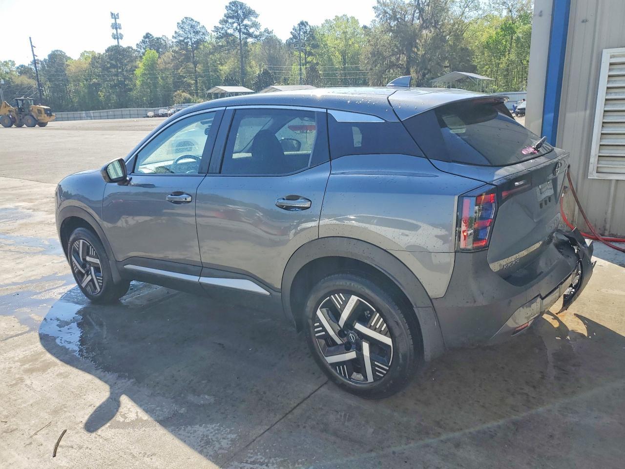 2025 Nissan Kicks Sv - Фото 2
