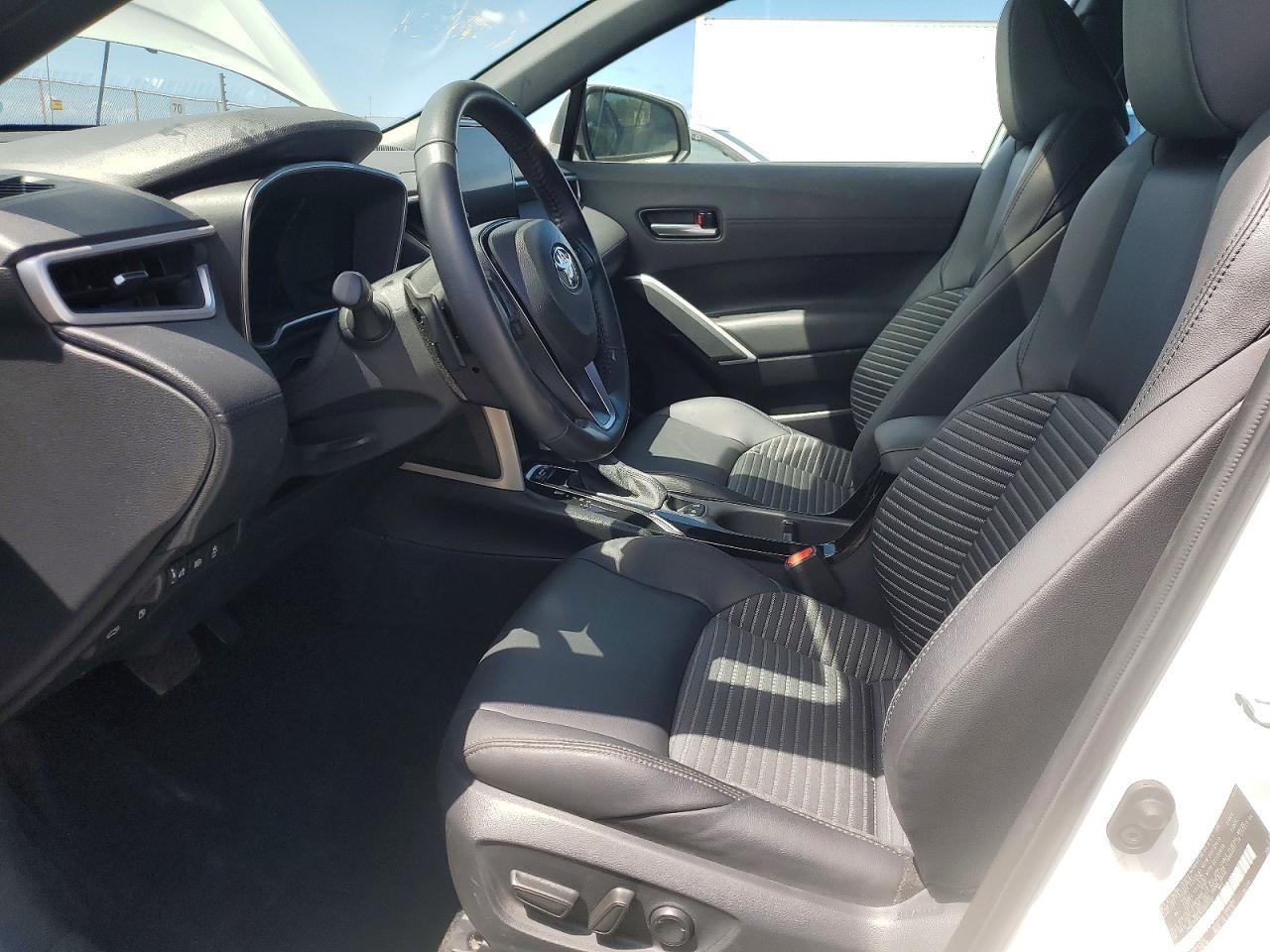 2024 Toyota Corolla Cross Hybrid S - Фото 7