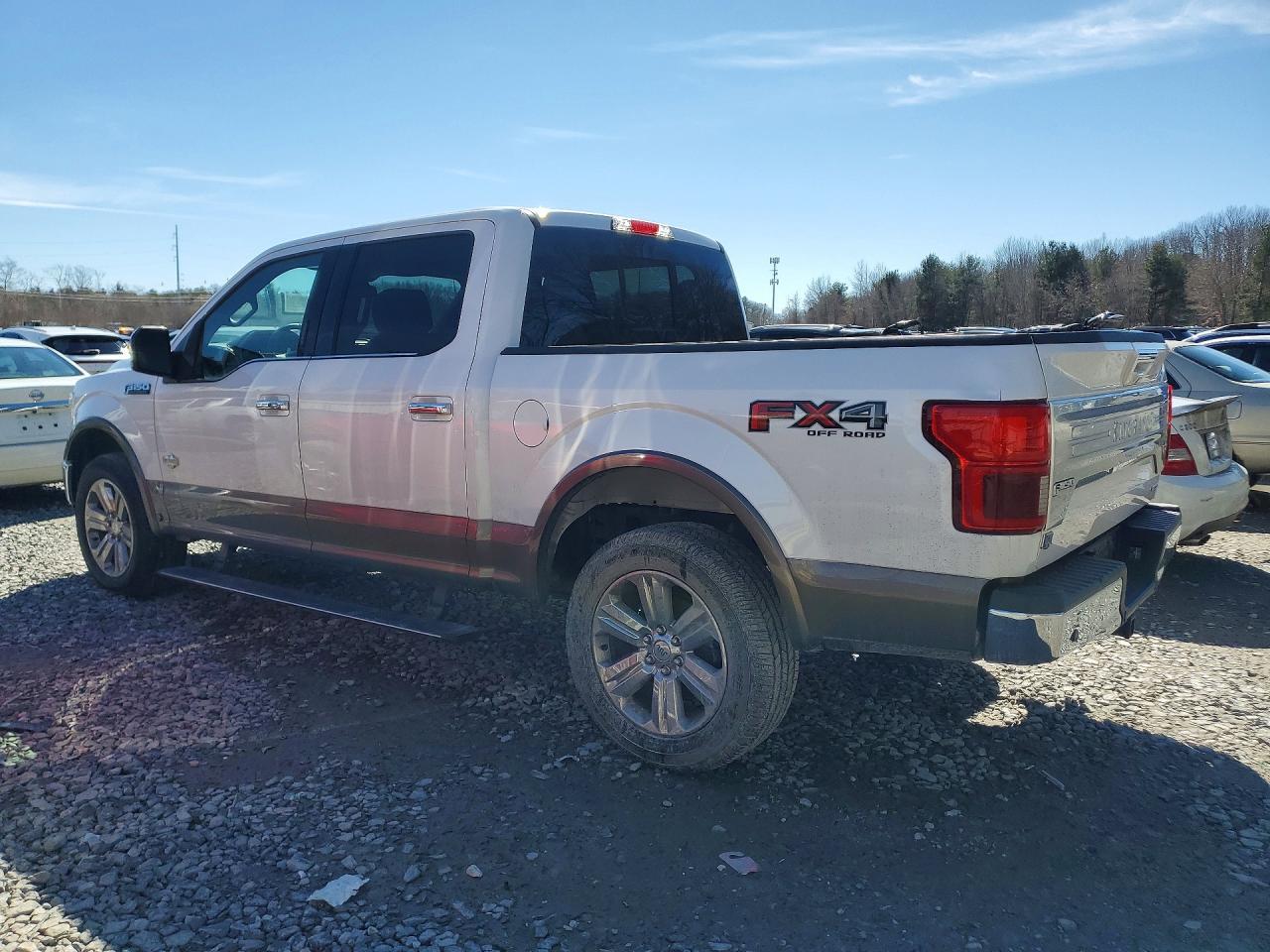 2018 Ford F150 Supercrew - Фото 2