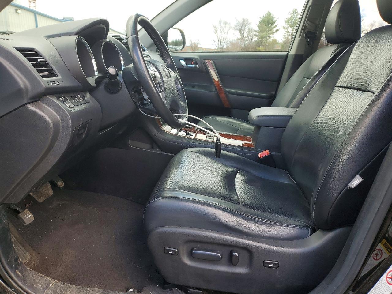 2013 Toyota Highlander Limited - Image 7