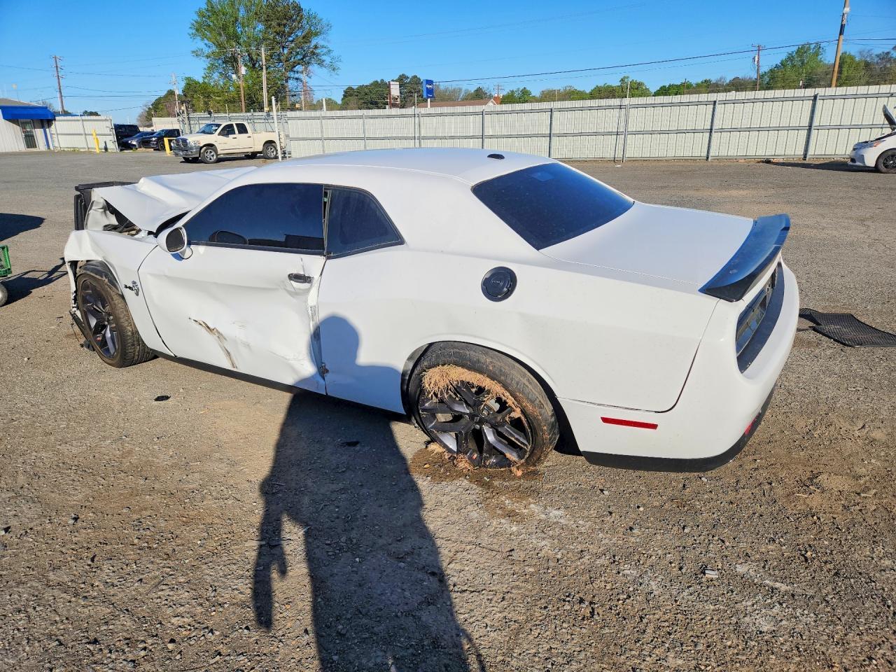 2023 Dodge Challenger R - Фото 2