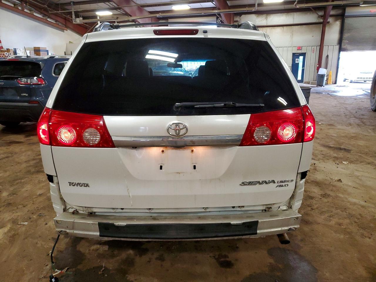 2008 Toyota Sienna Xle Limited - Image 6