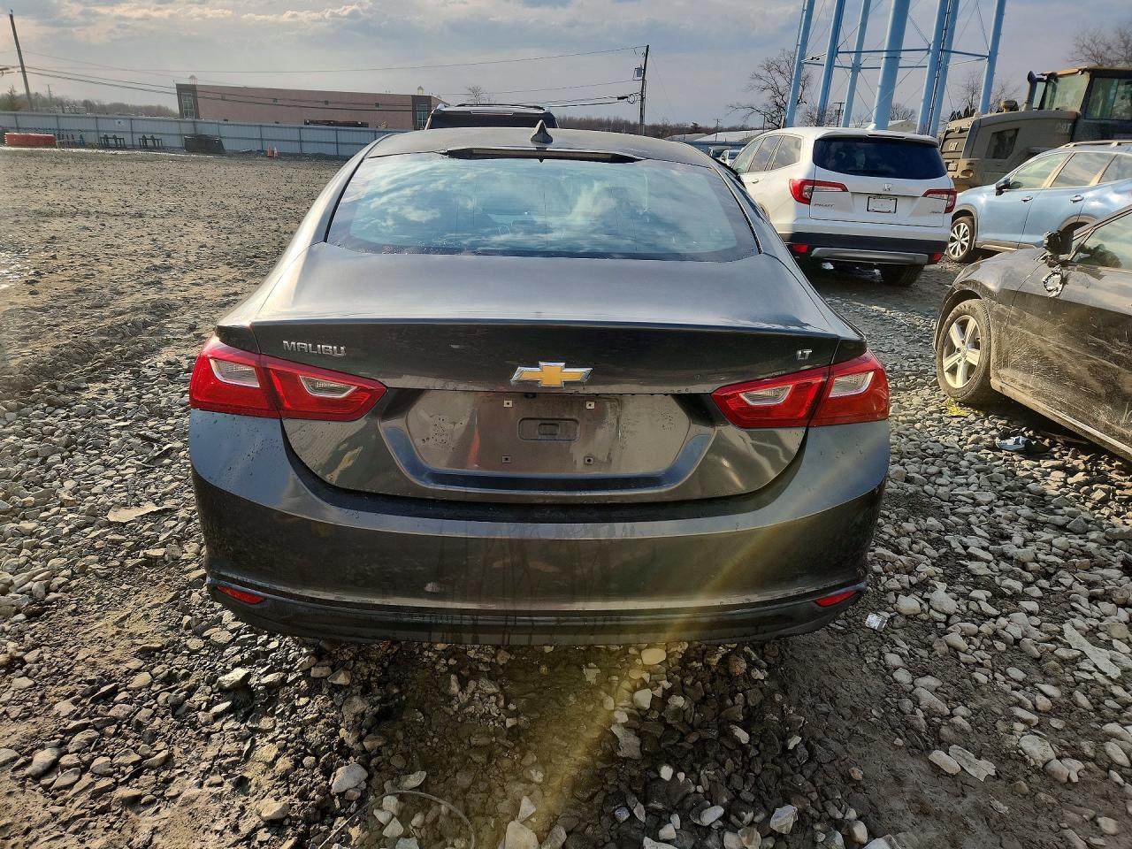 2017 Chevrolet Malibu Lt - Фото 7