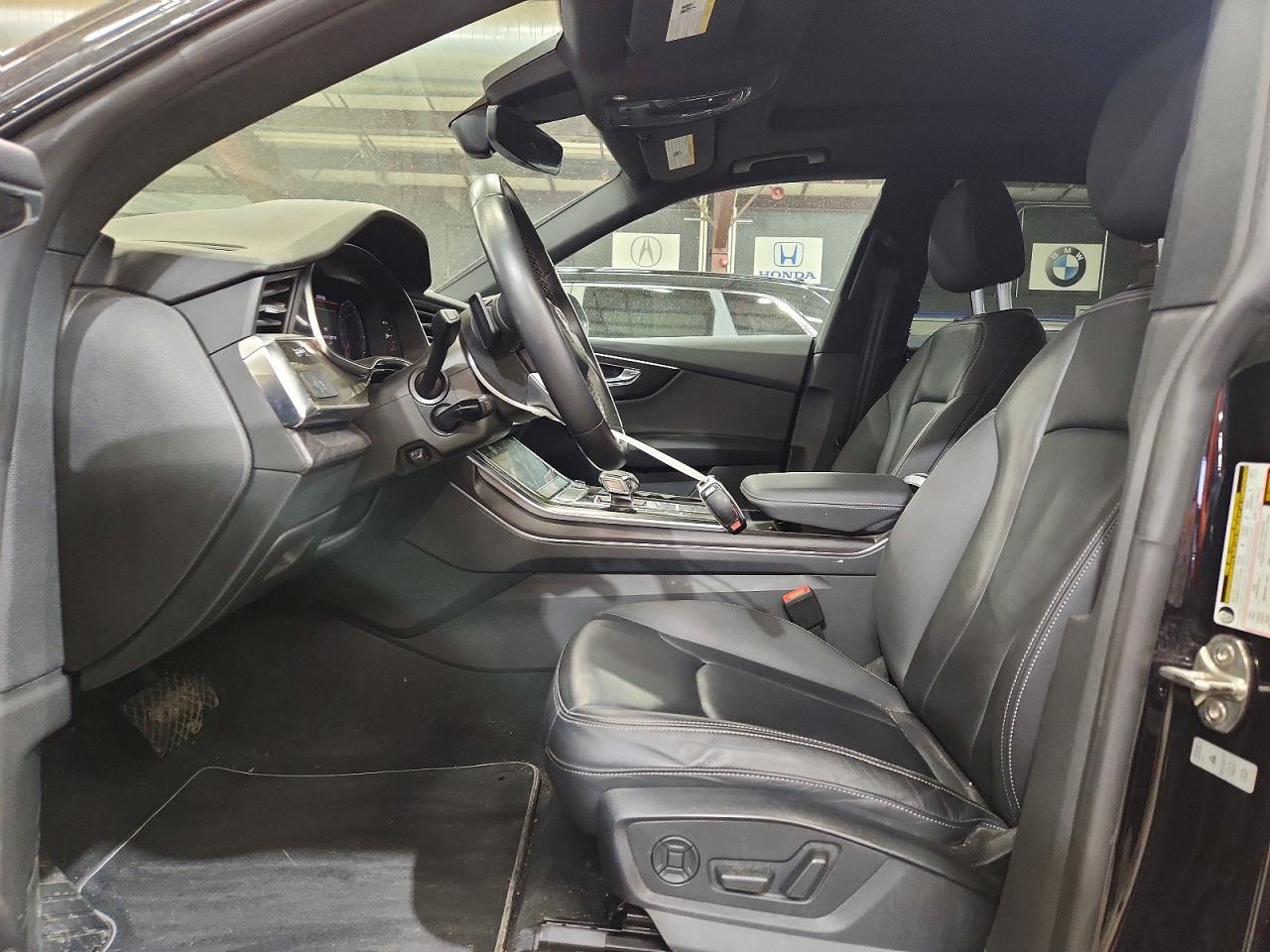 2021 Audi Q8 Premium - Фото 7