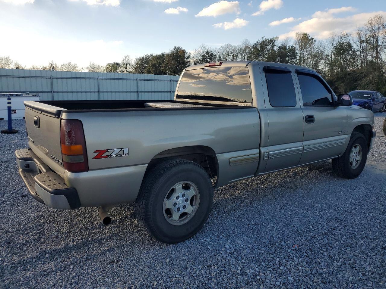 2000 Chevrolet Silverado K1500 - Фото 3