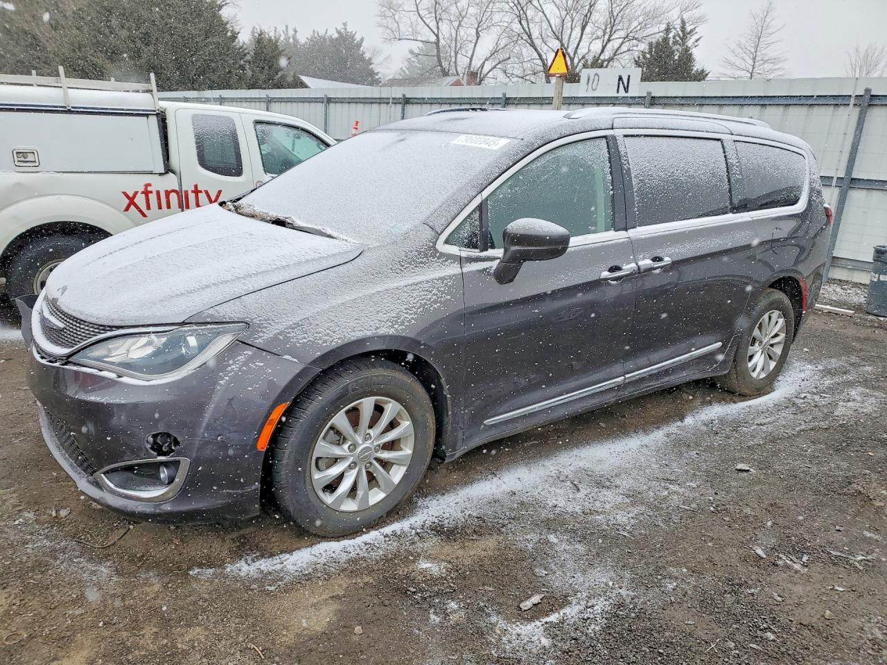 2019 Chrysler Pacifica Touring L