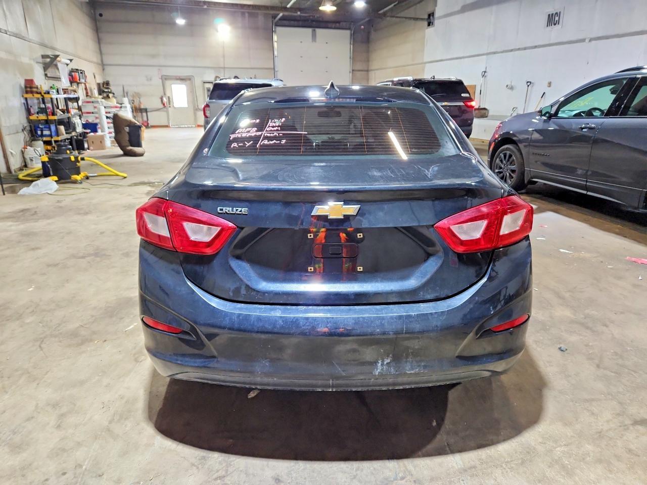 2019 Chevrolet Cruze Ls - Фото 6