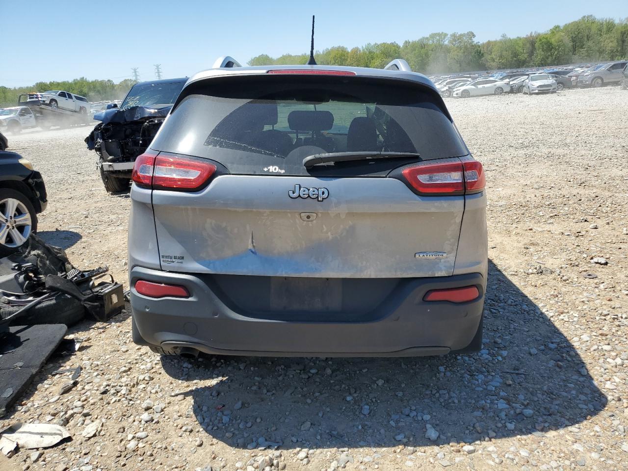 2016 Jeep Cherokee Latitude - Фото 6