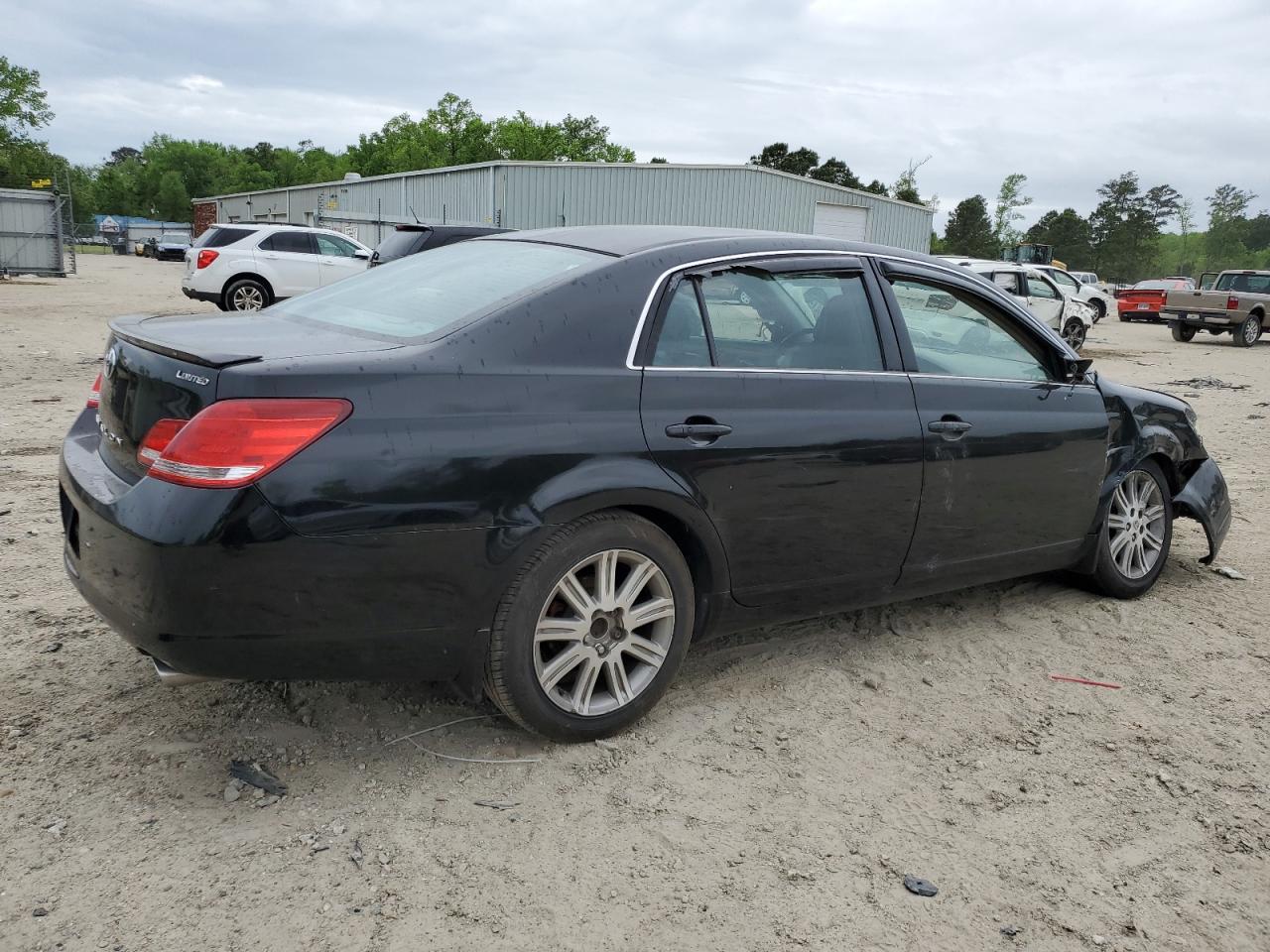 2005 Toyota Avalon Xl - Фото 3