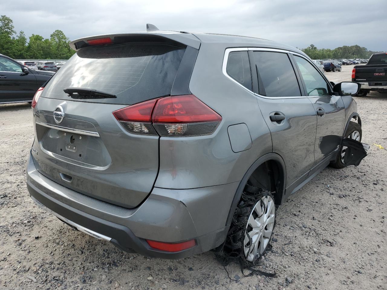 2018 Nissan Rogue S - Фото 3