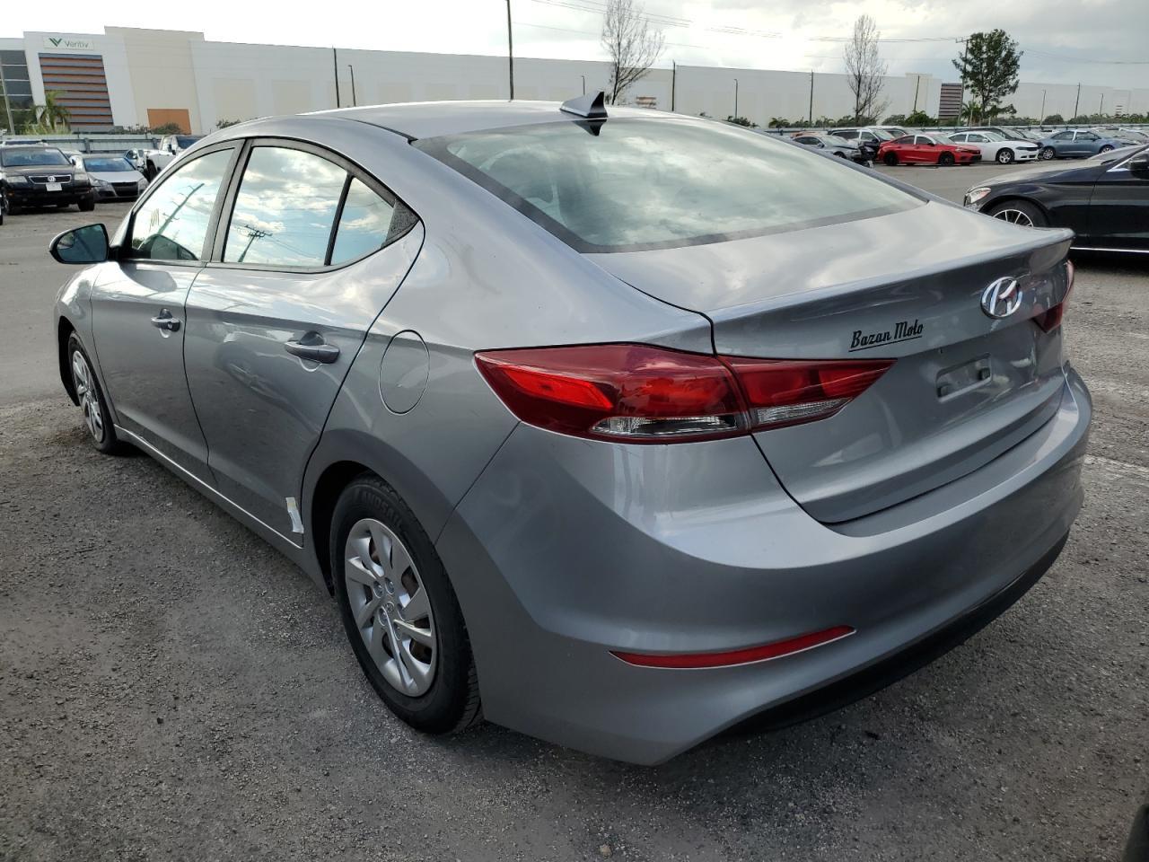 2017 Hyundai Elantra Se - Фото 2