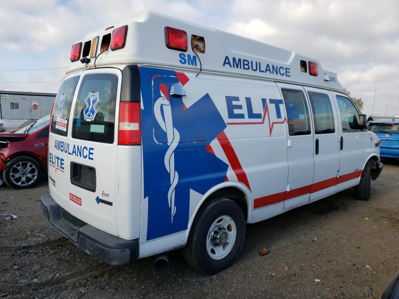 2014 Chevrolet Express G3500 - Фото 3