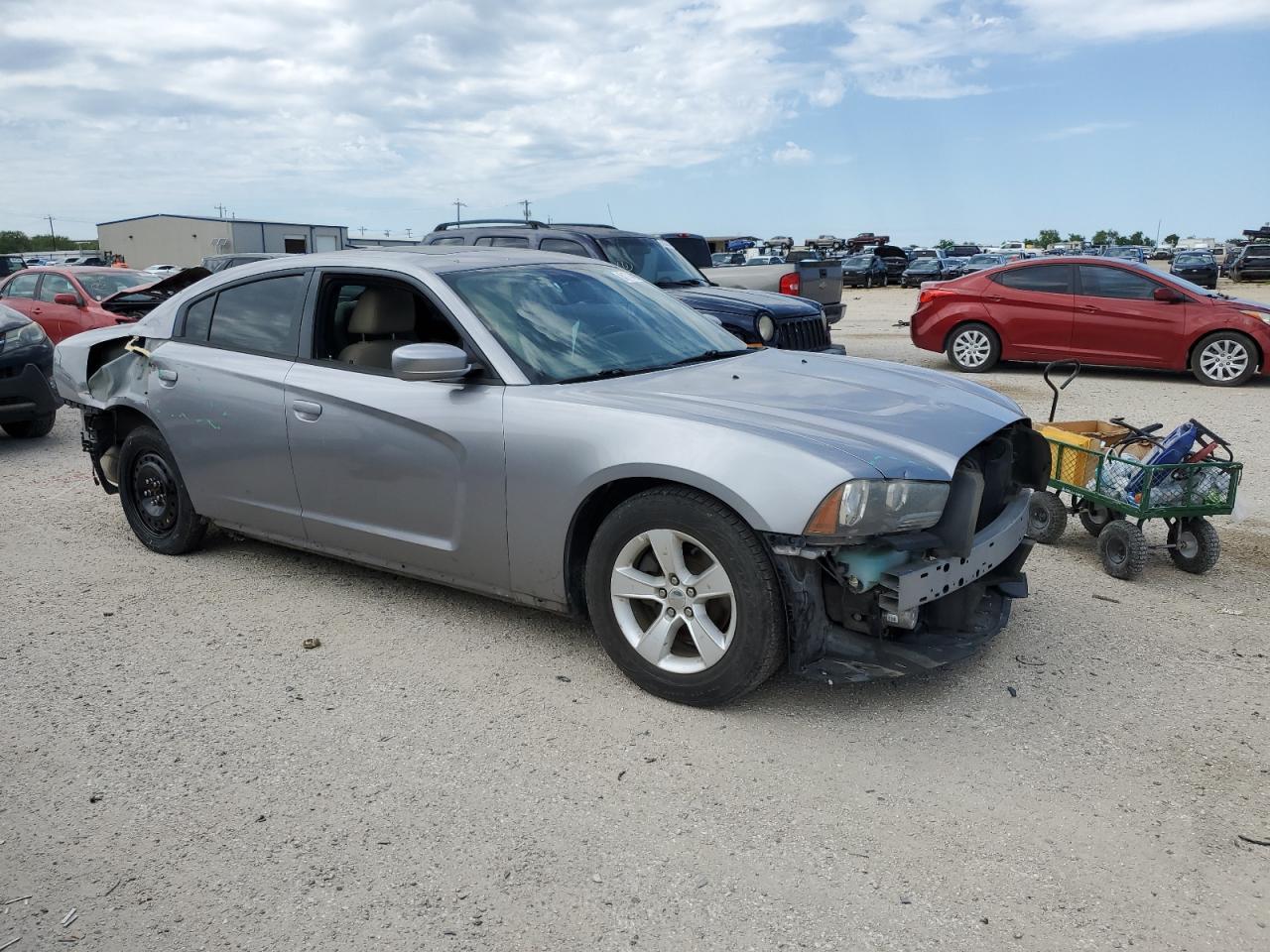 2013 Dodge Charger Sxt - Image 4