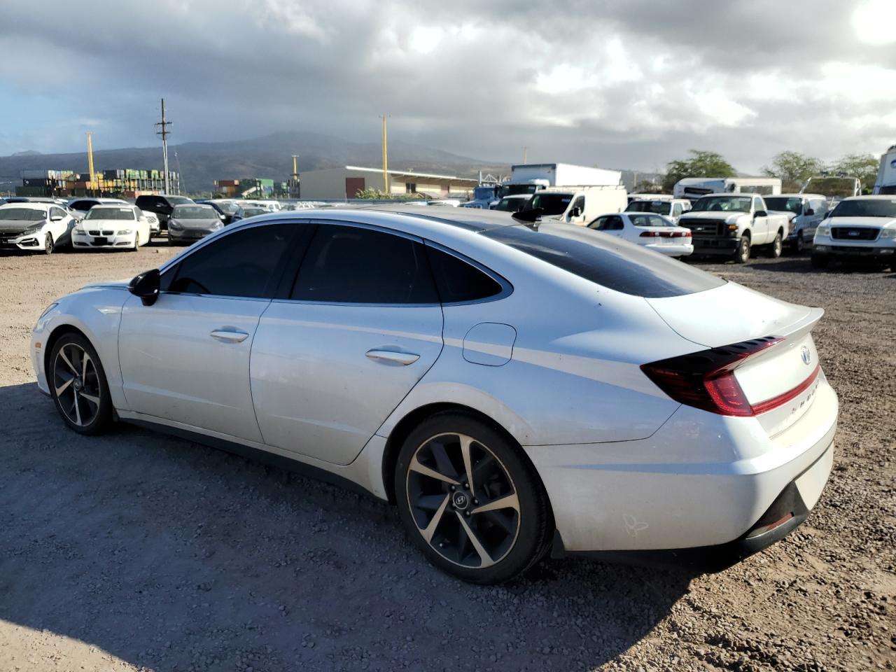 2021 Hyundai Sonata Sel Plus - Фото 2