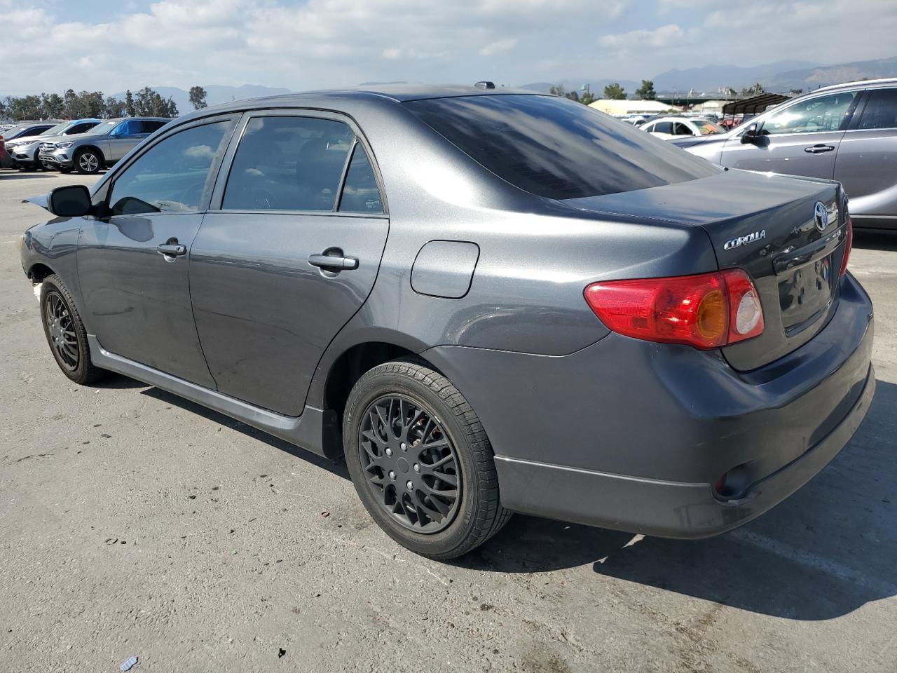 2009 Toyota Corolla Base - Фото 2