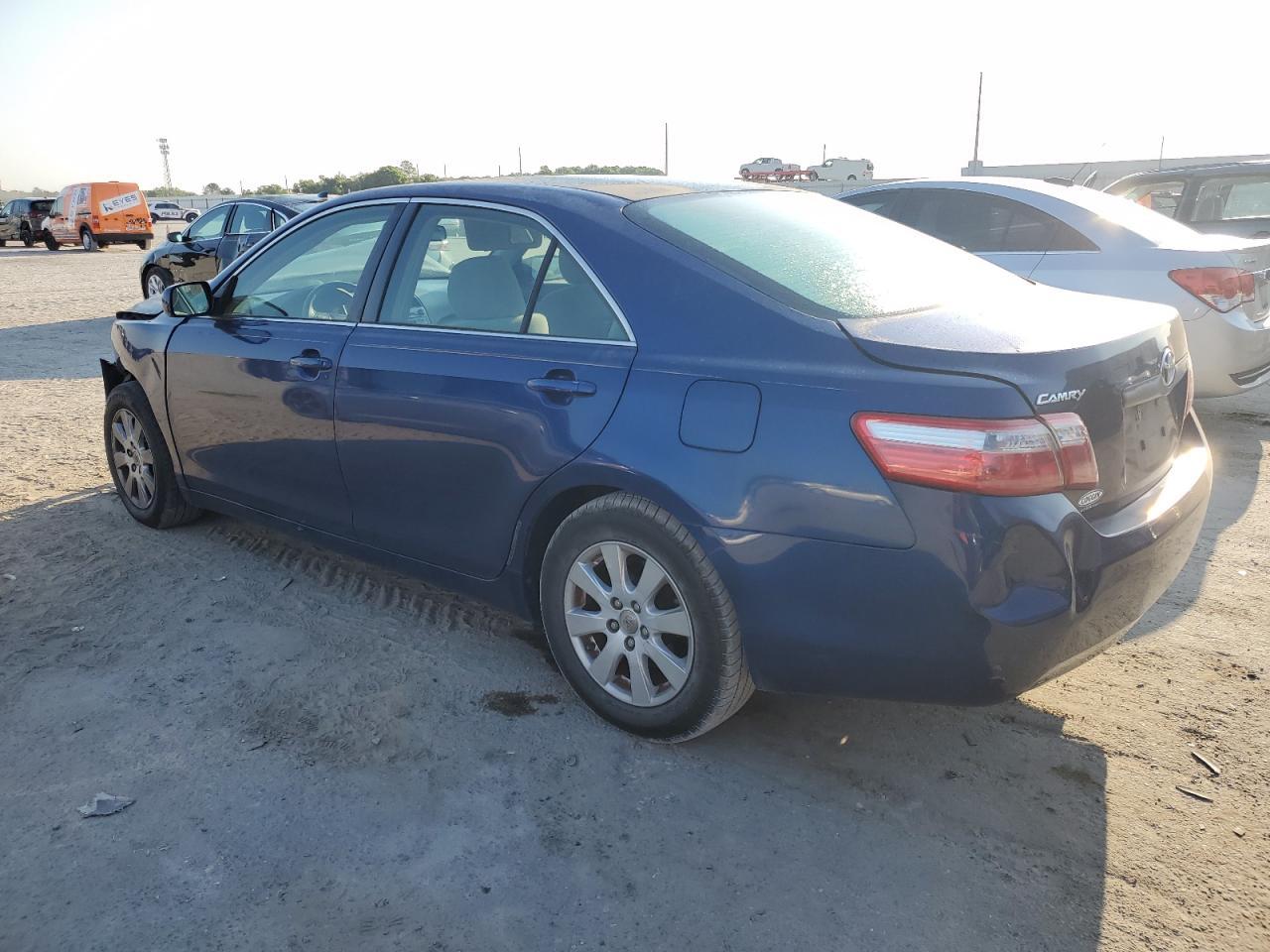 2007 Toyota Camry Ce - Image 2