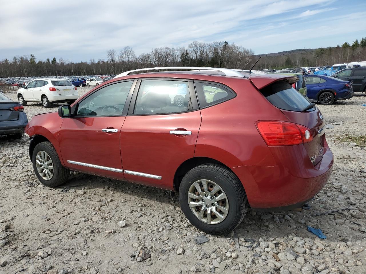2014 Nissan Rogue Select S - Фото 2