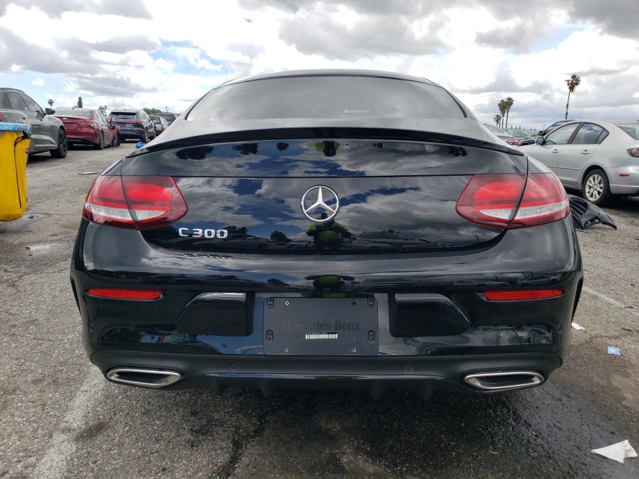 2022 Mercedes-Benz C 300 - Фото 6