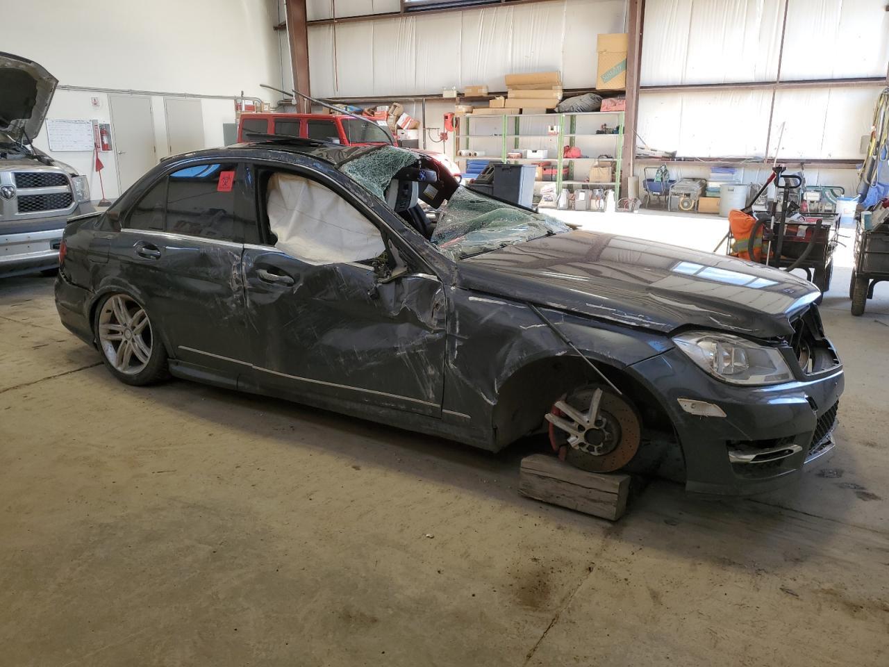 2013 Mercedes-Benz C 300 4Matic - Фото 4