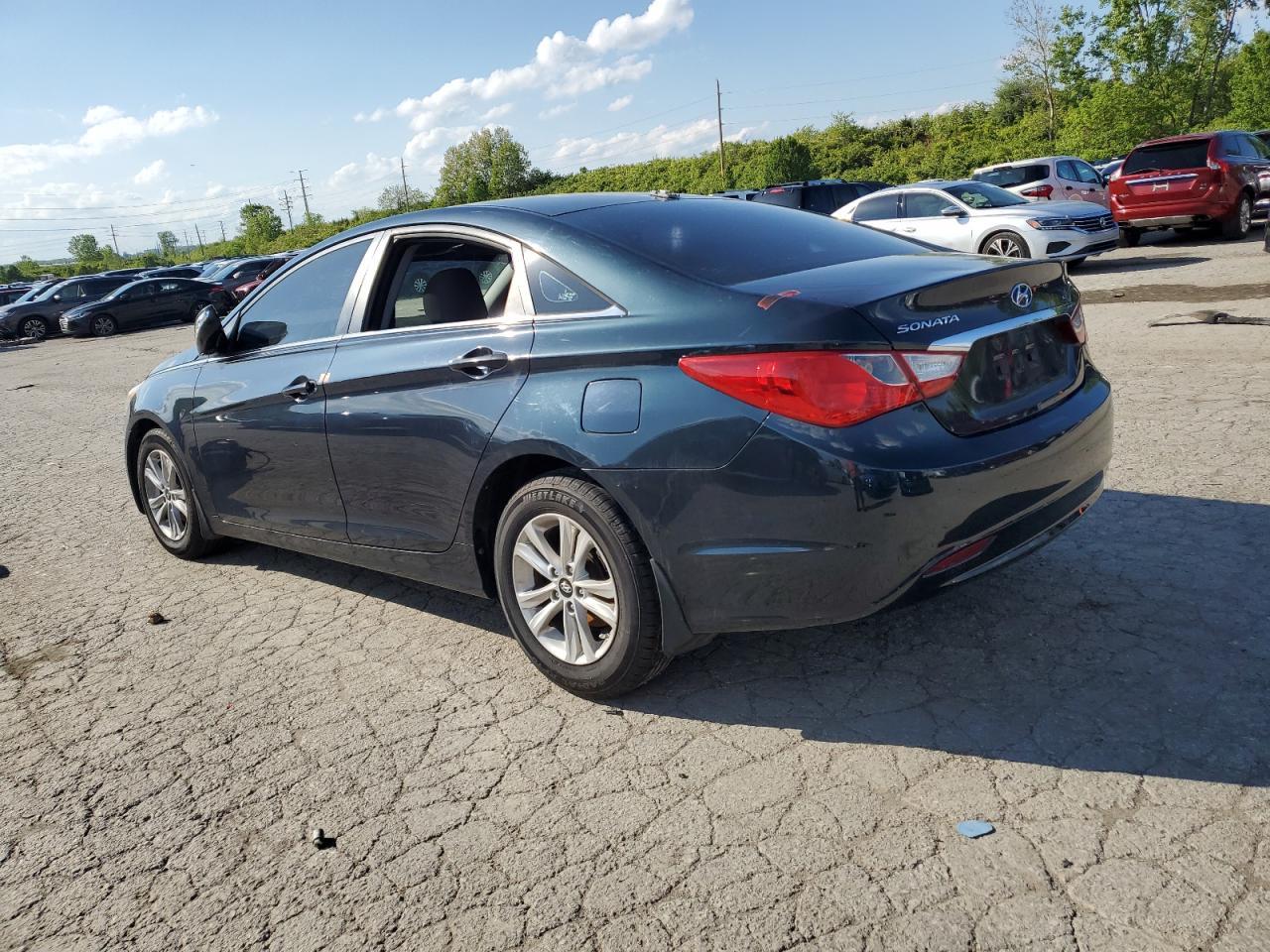 2013 Hyundai Sonata Gls - Image 2