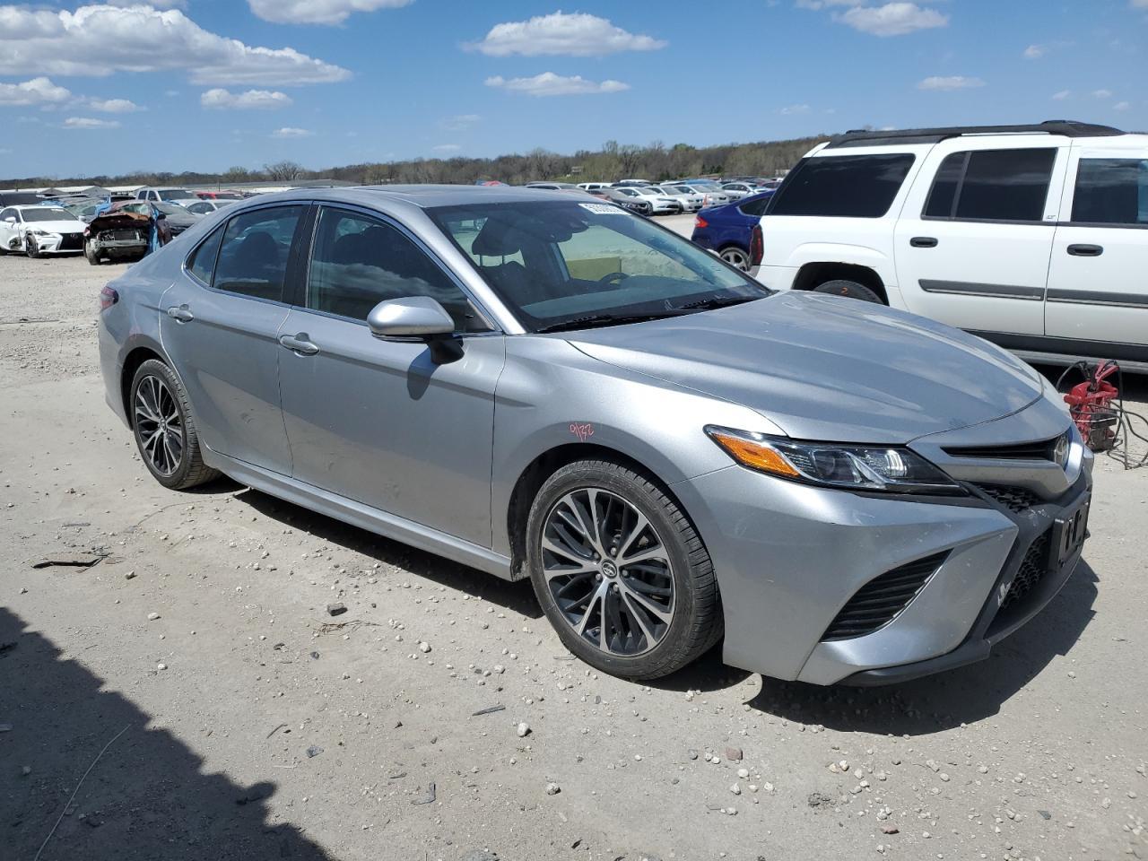 2019 Toyota Camry L - Image 4